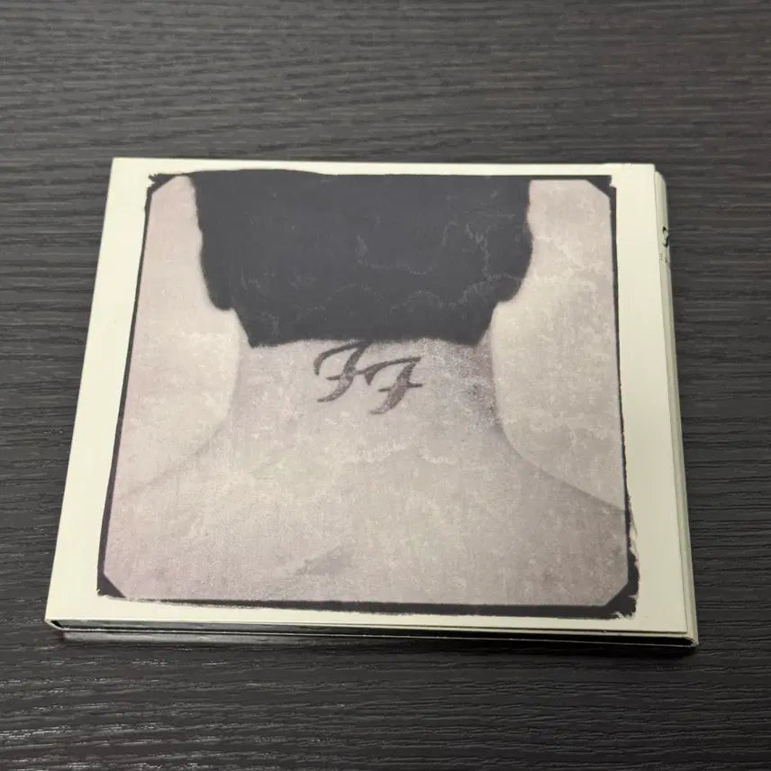 [BUNJANG] Foo Fighters There Is Nothing Left to Lose CD (US Pressing) / Foo Fighters-There Is Nothing Left(미국반)