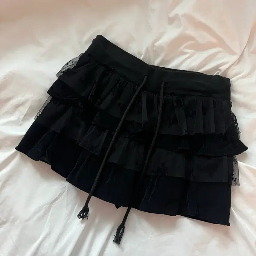 [BUNJANG] Hypnotic Kankan Skirt Pants Black / 히프나틱 캉캉 치마바지 블랙