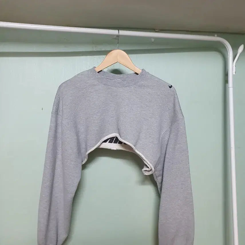 [BUNJANG] Nike Crop Bolero M / 나이키 크롭 맨투맨 볼레로 85 M