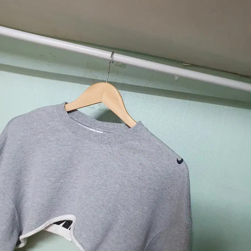 [BUNJANG] Nike Crop Bolero M / 나이키 크롭 맨투맨 볼레로 85 M