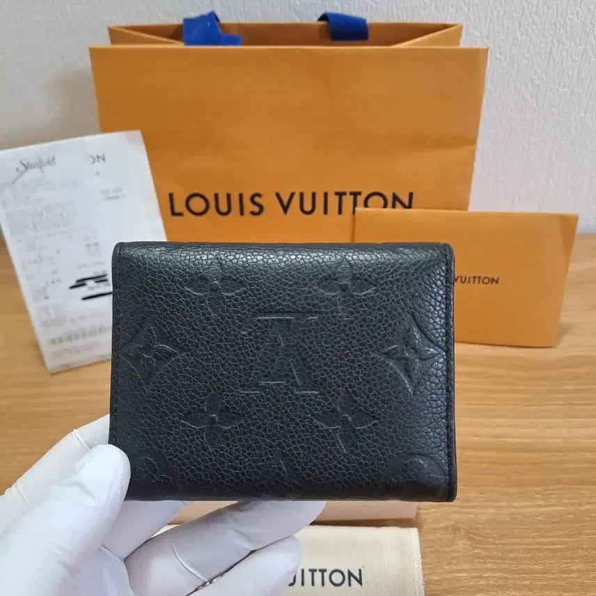 [SOLD OUT] (정품 / S급) 루이비통 앙프렝뜨 비지니스 카드지갑 블랙