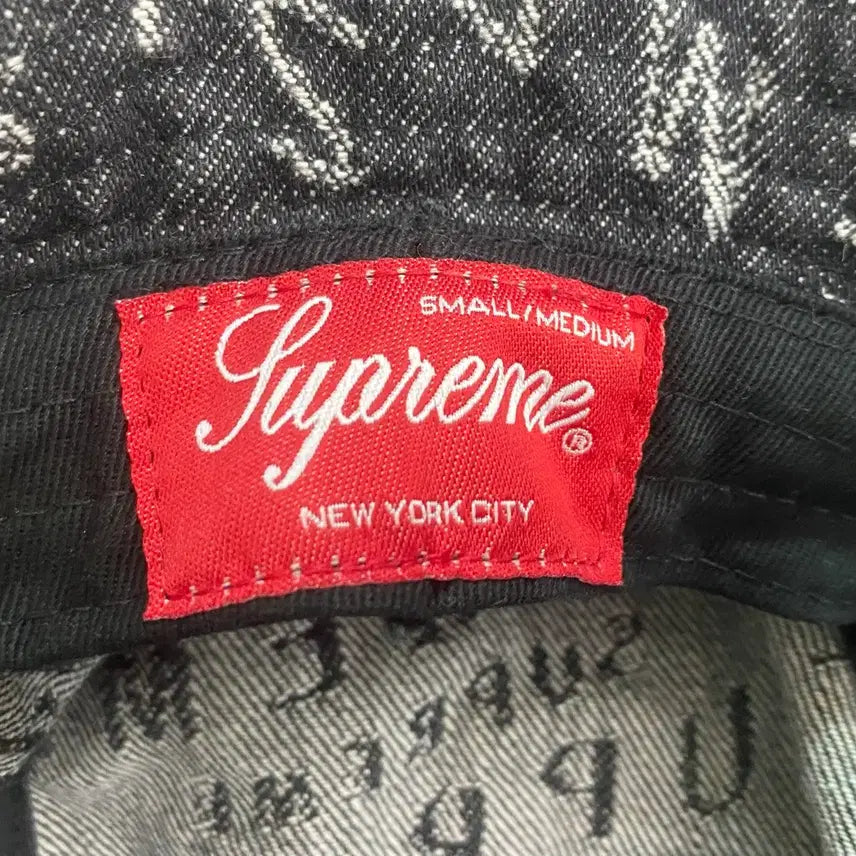 [BUNJANG] Supreme Multi Jacquard Denim Crusher / (S/M)슈프림 멀티 자카드 로고 데님 크러셔