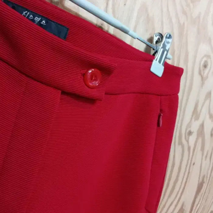 [BUNJANG] Sysmax Sequin Embellished Pants Red 66 / 시스막스 스팽글 장식 바지 레드 66