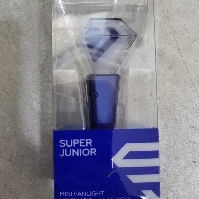 [BUNJANG] Super Junior Mini Light Stick Keyring Sealed / 슈퍼주니어 미니 응원봉 키링 미개봉 양도