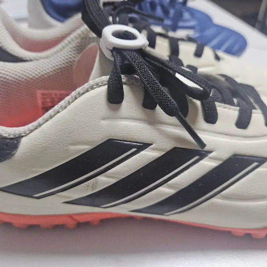 [BUNJANG] Adidas Copa Pure Indoor Soccer Shoes 220mm / 아디다스 코파 퓨어 풋살화 220mm