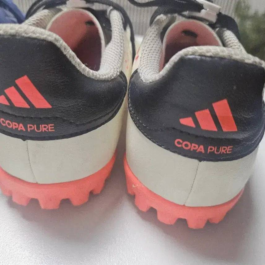 [BUNJANG] Adidas Copa Pure Indoor Soccer Shoes 220mm / 아디다스 코파 퓨어 풋살화 220mm