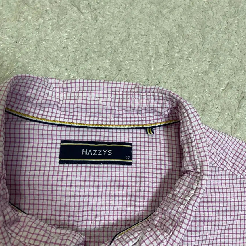 [BUNJANG] Hazzys Checkered Short Sleeve Shirt (Size 95) / 헤지스 반팔 셔츠 체크 95