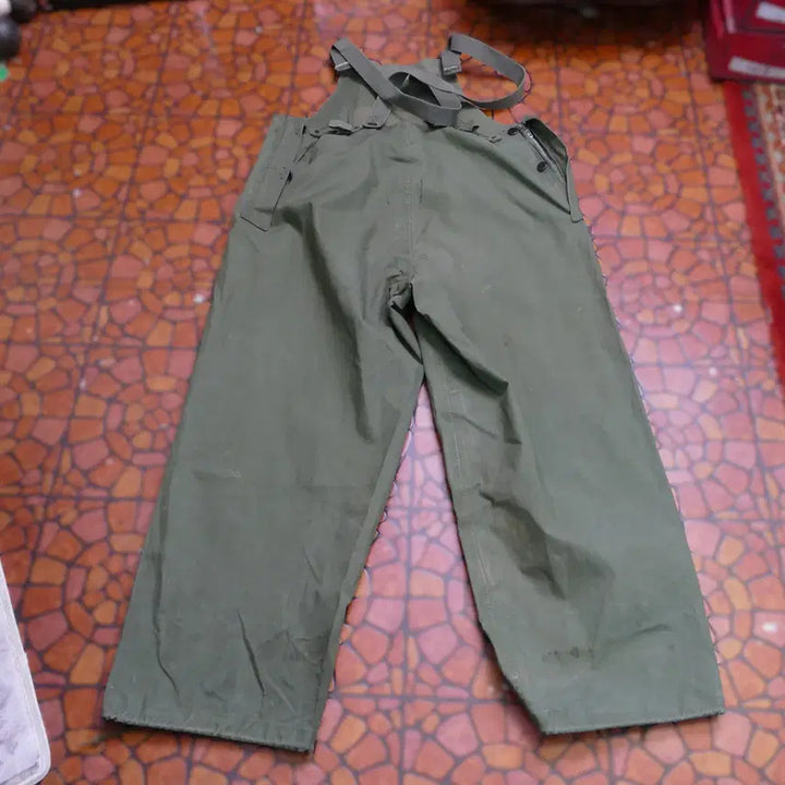 [BUNJANG] U.S. Army 1960s Vintage Field Overalls / [S] U.S. Army 60년대 미군 빈티지 필드 오버올 팬츠