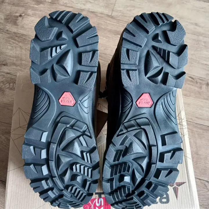 [BUNJANG] Treksta Master Pro Hiking Boots / 트렉스타 마스터 프로 중등산화