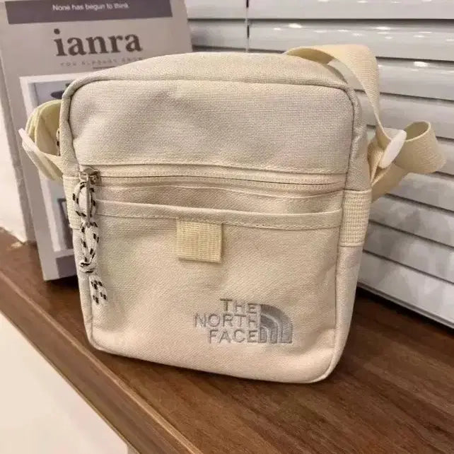 [BUNJANG] The North Face Travel Crossbody Bag / 노스페이스 트래블 크로스백 스 세 가지 색상입니다.