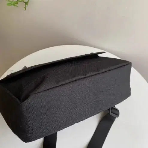 [BUNJANG] The North Face Travel Crossbody Bag - Black / 노스페이스 트래블 크로스백 스 블랙