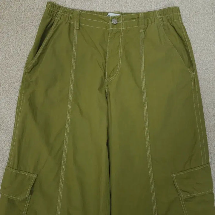 [SOLD OUT] (M)자라 여성 카고 바지 와이드 카키올리브 빈티지 J19W2584