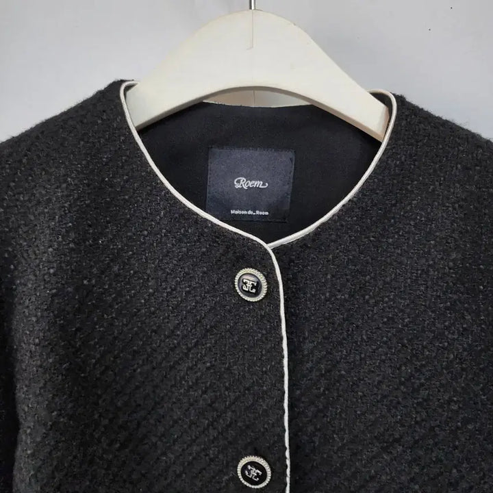 [BUNJANG] Roem Black Tweed Collarless Jacket / 로엠 블랙 트위드 노카라 자켓