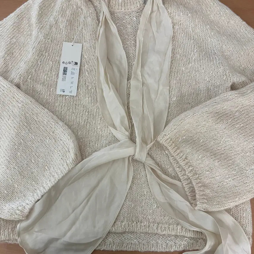 [BUNJANG] Arket Ribbon Detail Jumper / 아르켓 스웨터 (리본 디테일 점퍼)