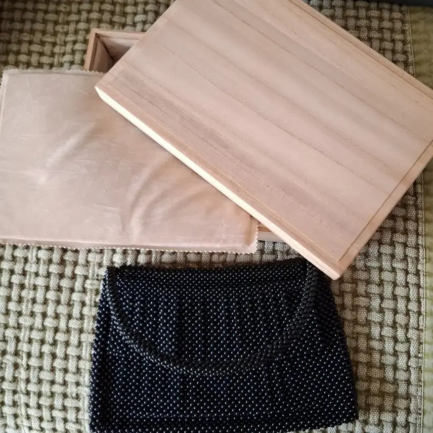 [BUNJANG] Natural Black Coral Handbag / 천연 흑산호 핸드백
