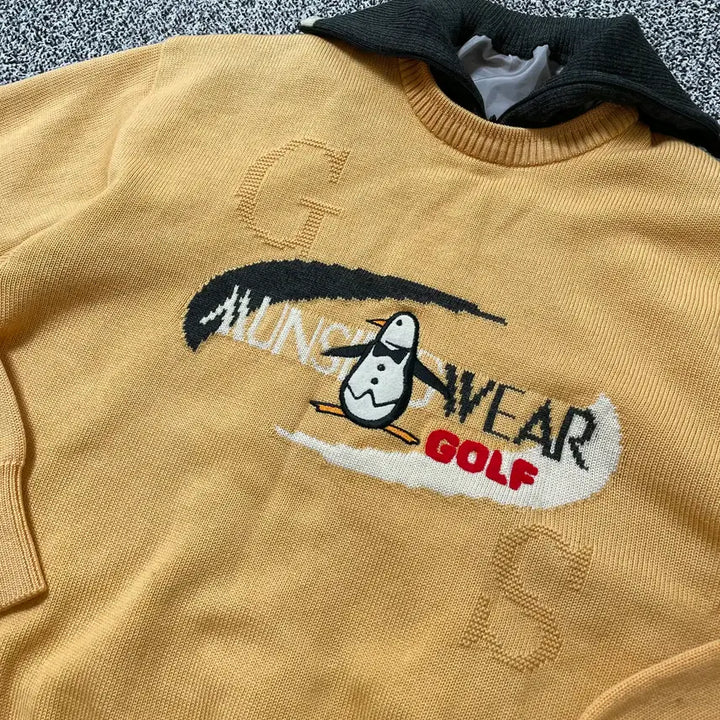 [BUNJANG] Munsingwear Penguin Knit Sweater Mustard / 빈티지9. 먼싱웨어 펭퀸 카라 니트 스웨터 머스타드