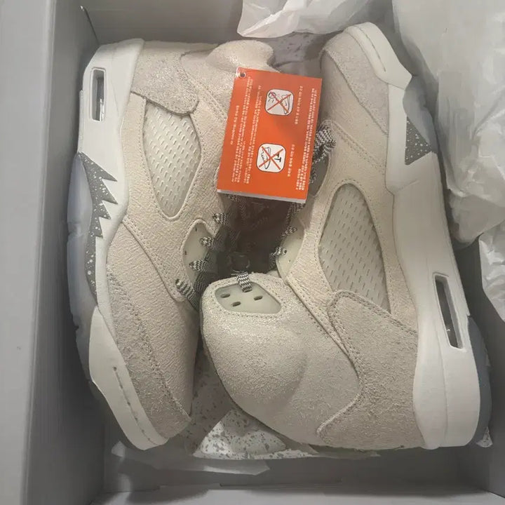 [BUNJANG] Jordan 5 SE Craft Sneakers / 조던5 se 크래프트