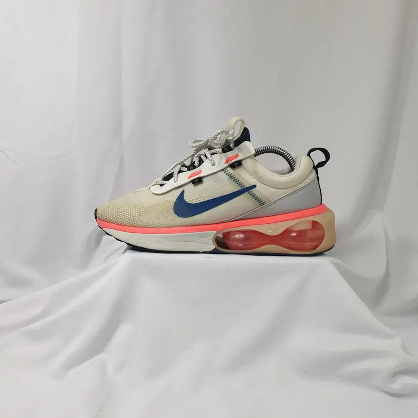 [SOLD OUT] 빈티지하서 270 나이키 에어맥스 2021 스니커즈
