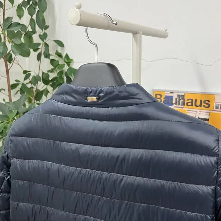 [BUNJANG] Erno Tweed Goose Down Padded Jacket (Size 44) / 에르노 트위드 구스다운 패딩점퍼 44