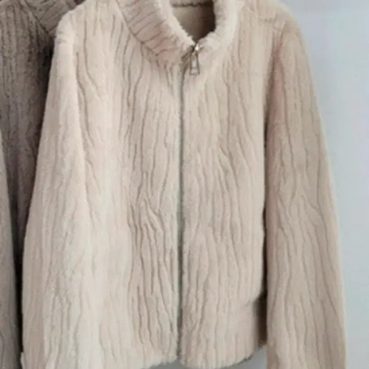 [BUNJANG] Fake Fur Jacket - Cream Ivory / 페이크퍼자켓 새상품