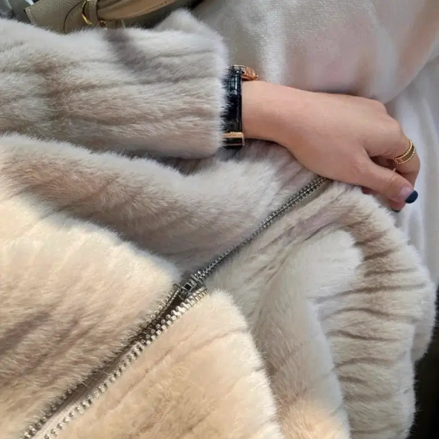 [BUNJANG] Fake Fur Jacket - Cream Ivory / 페이크퍼자켓 새상품