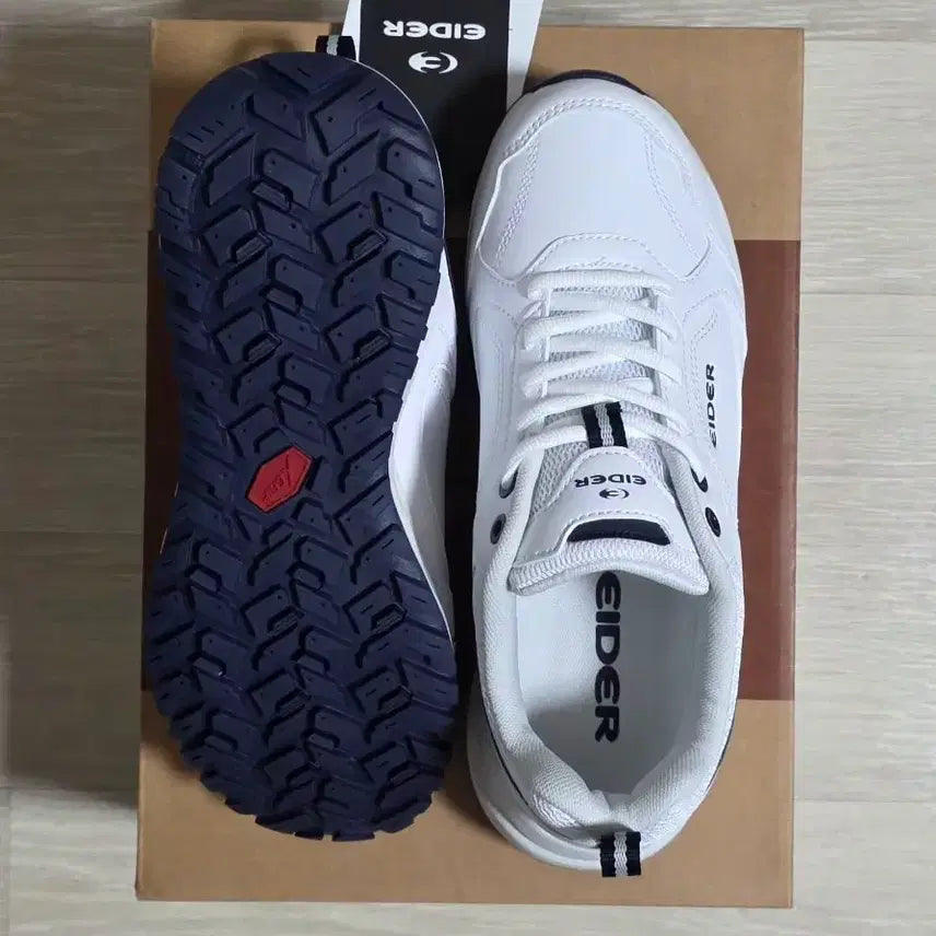 [BUNJANG] Aider Sneakers 255 - New / 아이더 스니커즈 [새상품]
