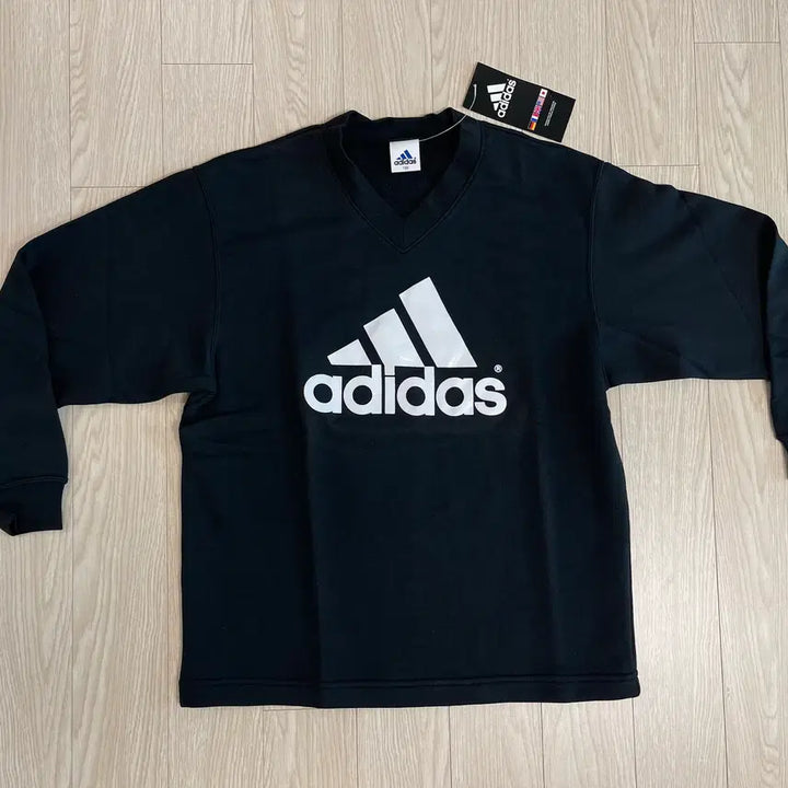 [BUNJANG] Adidas 90s V-Neck Sweatshirt / 아디다스 90s 올드 브이넥 스웻셔츠 맨투맨 ADIDAS OLD 1990