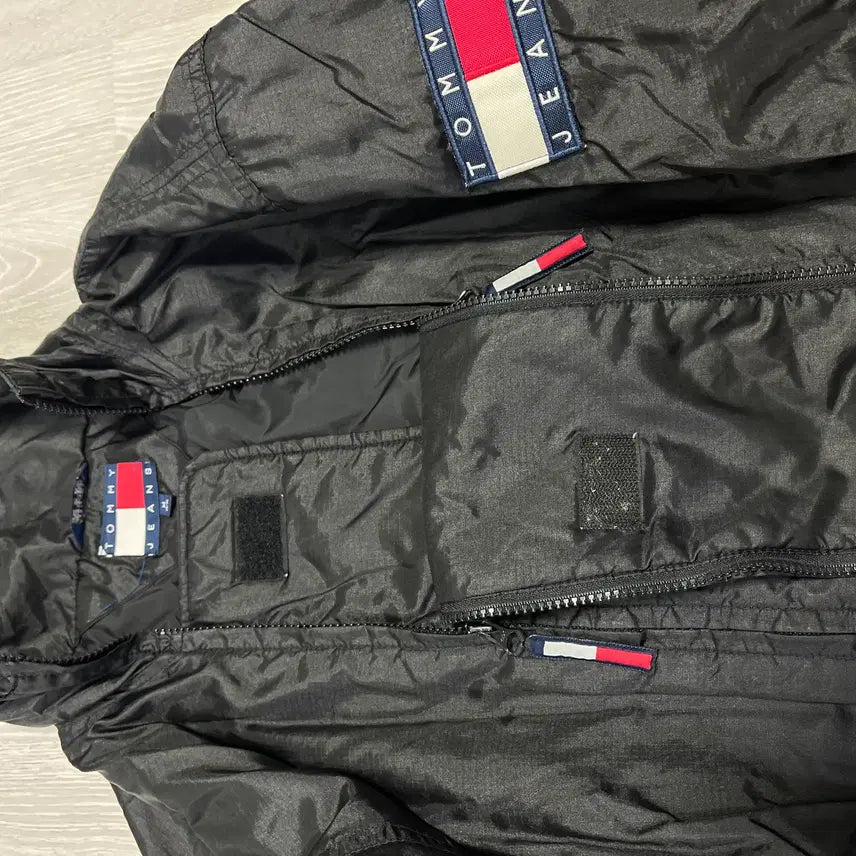 [BUNJANG] Tommy Hilfiger Windbreaker Jacket (XL) / 타미진 방풍자켓 M(XL)