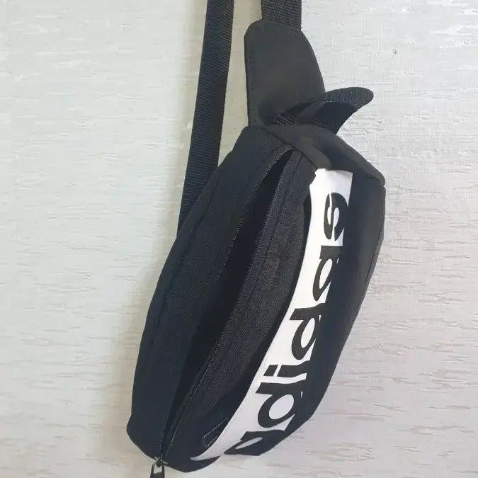 [BUNJANG] Adidas Waist Hip Bag / 아디다스 블랙 웨이스트힙색 가방
