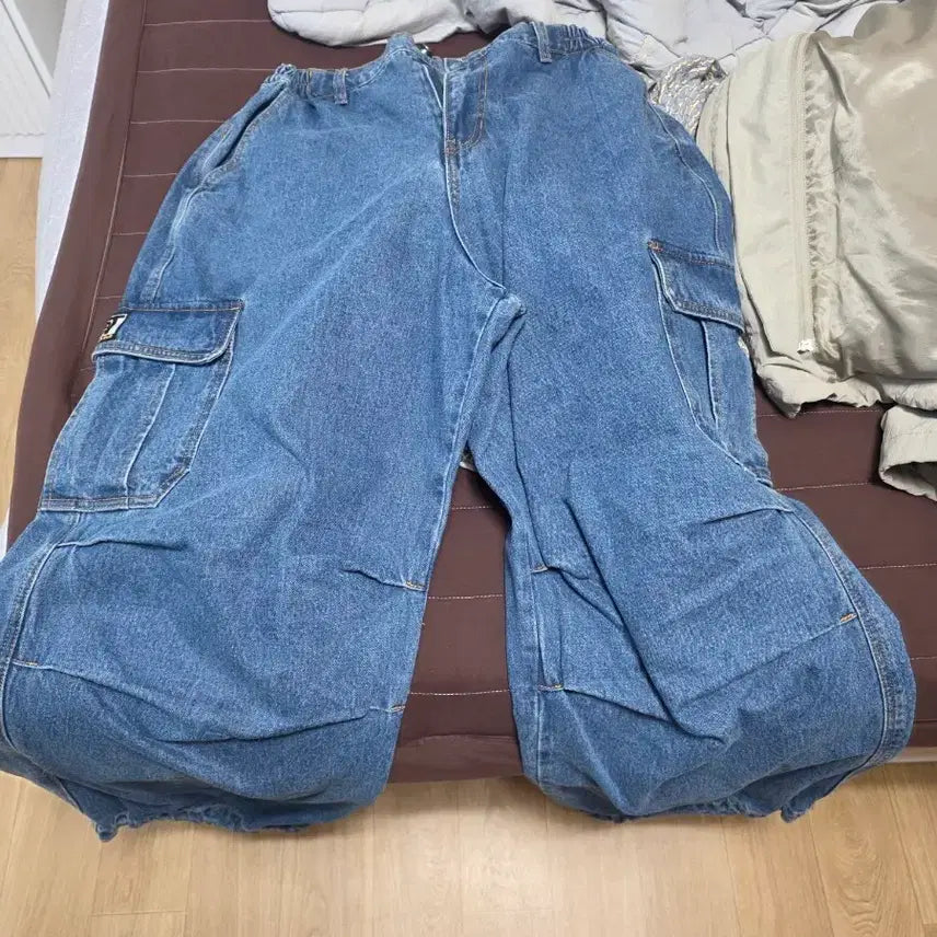 [SOLD OUT] teket테켓 바지 판매합니다