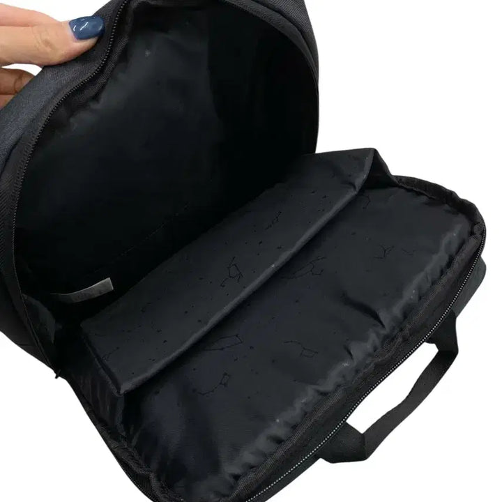 [BUNJANG] National Geographic Black Backpack / 내셔널지오그래픽 블랙 백팩
