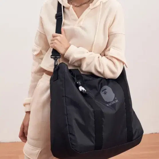 [BUNJANG] A Bathing Ape Black Tote Bag / 베이프 블랙 토트백 숄더백