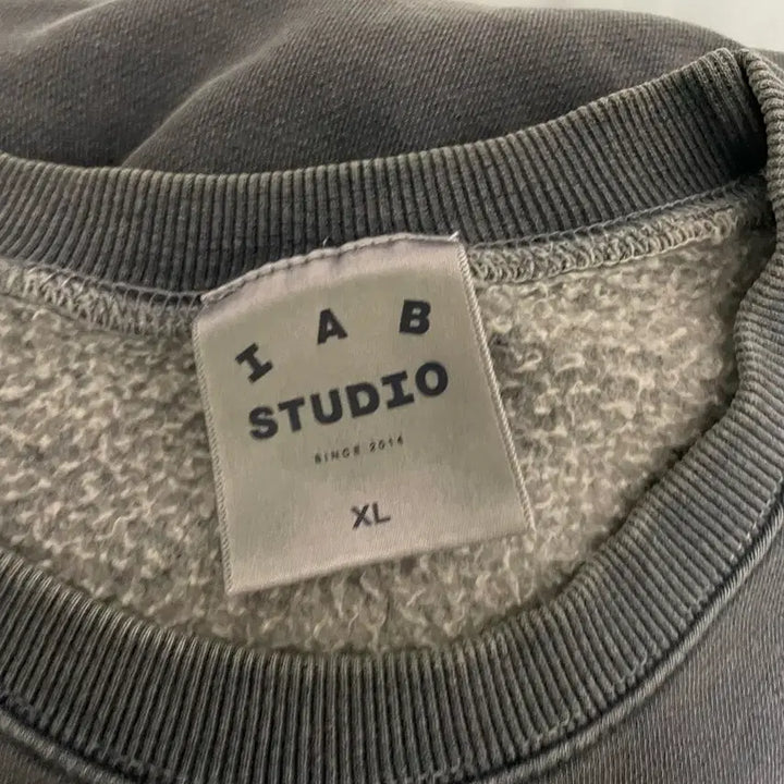 [BUNJANG] IAB Studio Pigment Sweatshirt Navy / [XL] 아이앱 피그먼트 맨투맨 네이비
