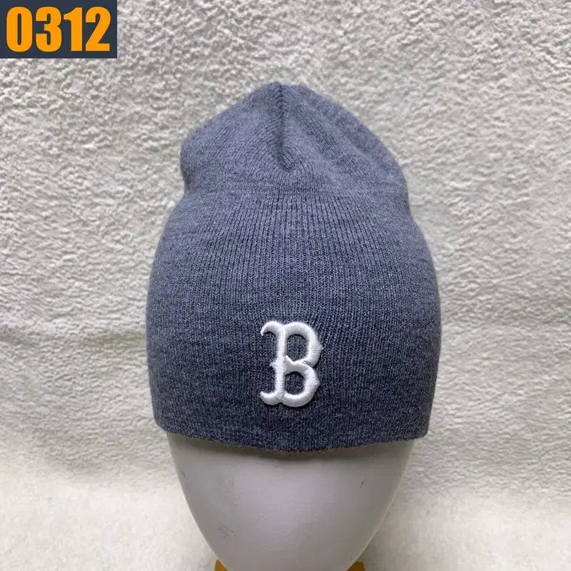[BUNJANG] MLB B Logo Gray Beanie / MLB 엠엘비 B 로고 회색 비니