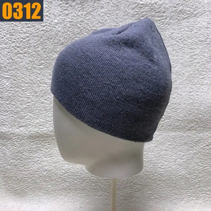 [BUNJANG] MLB B Logo Gray Beanie / MLB 엠엘비 B 로고 회색 비니