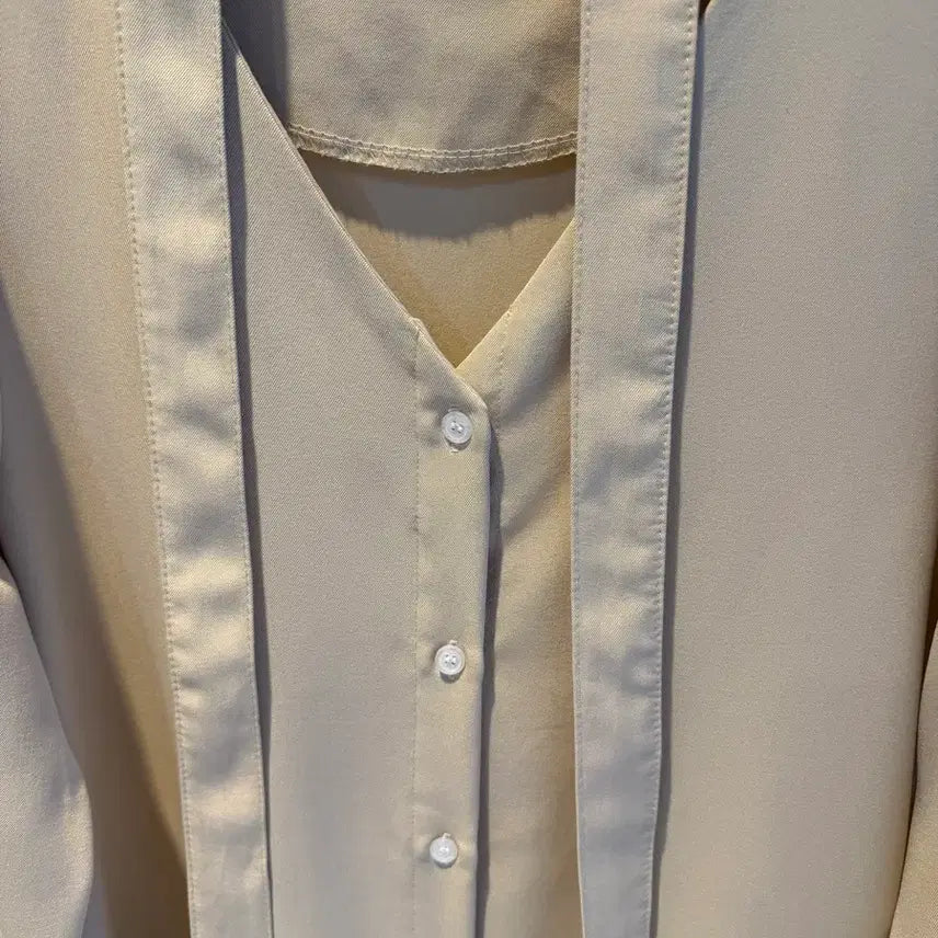 [BUNJANG] V-Neck Beige Long Dress / 브이넥 원피스