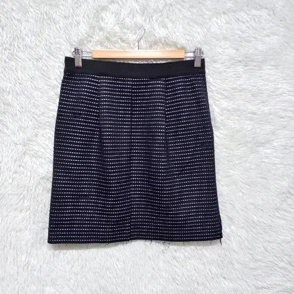 [BUNJANG] System Knit Midi Skirt / 시스템 정품 H라인 여자 춘추용 니트배색 여성용 미디스커트치마67-98