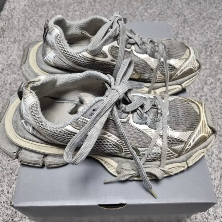 [BUNJANG] Balenciaga Eggcell Sneakers / 발렌시아가 3xl 에그쉘 42