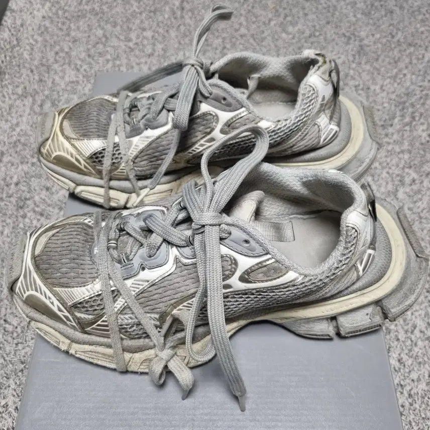[BUNJANG] Balenciaga Eggcell Sneakers / 발렌시아가 3xl 에그쉘 42