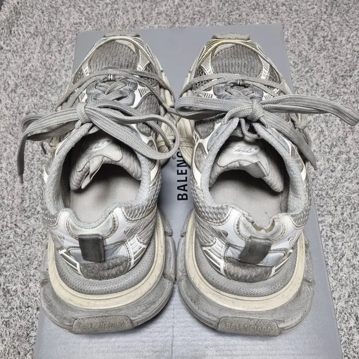 [BUNJANG] Balenciaga Eggcell Sneakers / 발렌시아가 3xl 에그쉘 42