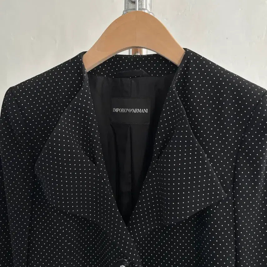 [SOLD OUT] Emporio Armani 엠포리오 아르마니 도트 블레이져 자켓