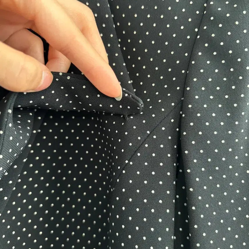 [SOLD OUT] Emporio Armani 엠포리오 아르마니 도트 블레이져 자켓