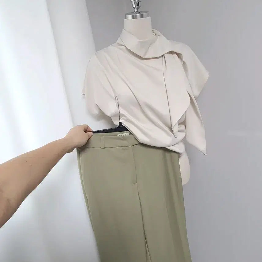 [BUNJANG] Favorite Long and Lean Bootcut Slacks / 새-페이보릿-부츠컷슬랙스총장103(s/m)