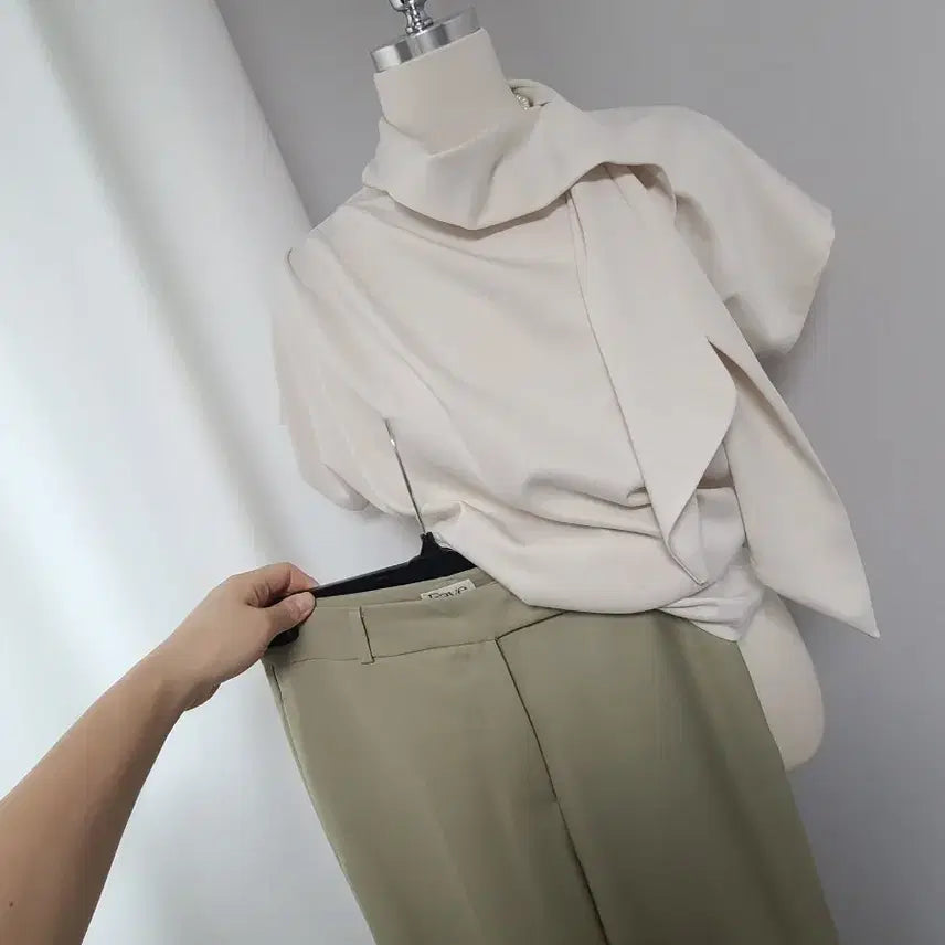 [BUNJANG] Favorite Long and Lean Bootcut Slacks / 새-페이보릿-부츠컷슬랙스총장103(s/m)