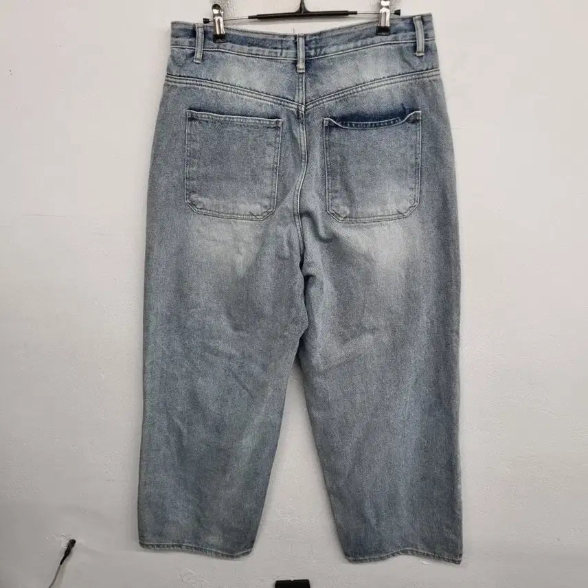 [BUNJANG] Triple J 31-inch Washed Denim Jeans / [31 inch] 트리플J 워싱 데님 팬츠 청바지