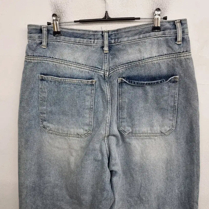 [BUNJANG] Triple J 31-inch Washed Denim Jeans / [31 inch] 트리플J 워싱 데님 팬츠 청바지