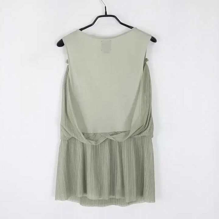 [SOLD OUT] DELETTA 플리츠배색 민소매블라우스 M