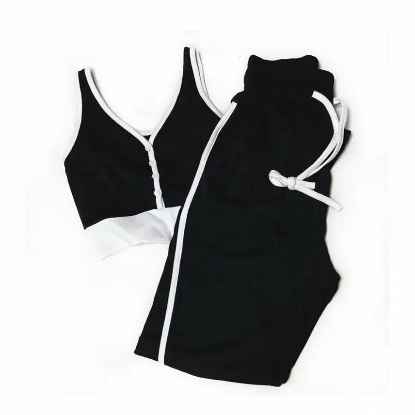 [BUNJANG] V-Neck Button Crop Top / 배색 브이넥 버튼 크롭탑 블랙/화이트 새상품