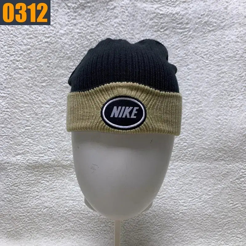 [BUNJANG] Nike USA Black Beige Beanie / NIKE USA 나이키 미국 검정 베이지 비니