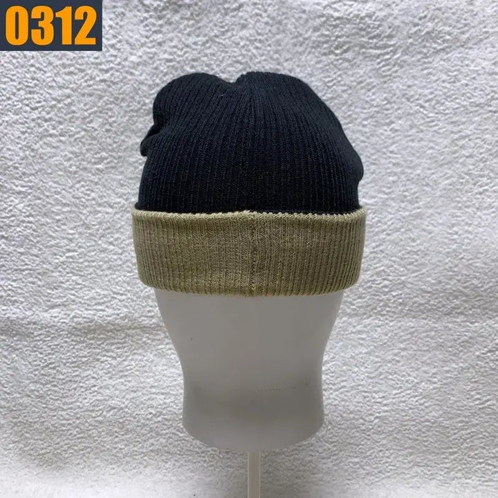 [BUNJANG] Nike USA Black Beige Beanie / NIKE USA 나이키 미국 검정 베이지 비니